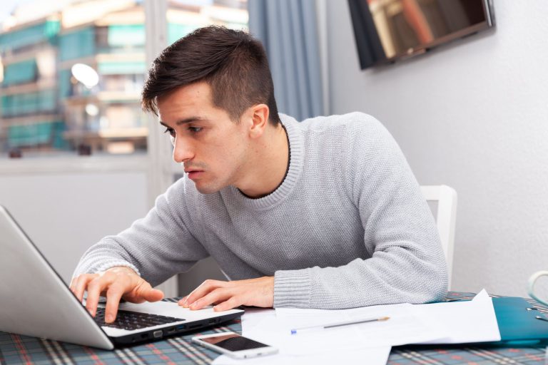 ¿Qué es la Constancia CAE en una factura?