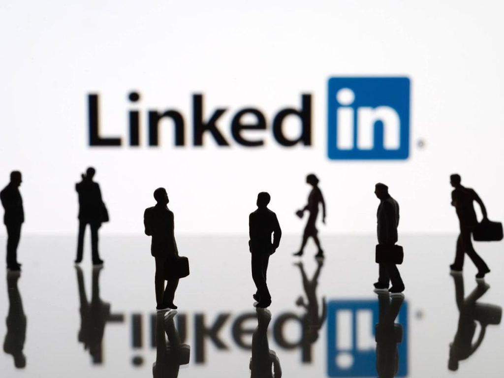 Descubre cómo crear un anuncio de empleo efectivo en LinkedIn